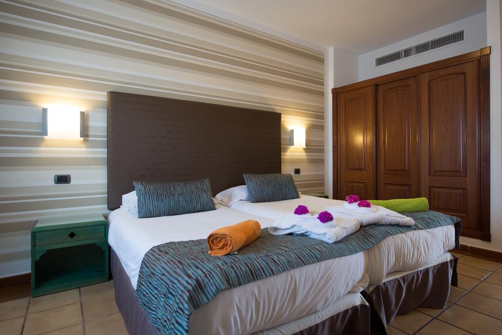 Апартаменты Hd Pueblo Marinero - Adults Only Коста Бланка Экстерьер фото
